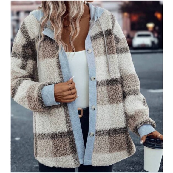 012 Cozy Plaid Print Button Down Teddy Jacket Shacket - Picture 6 of 7